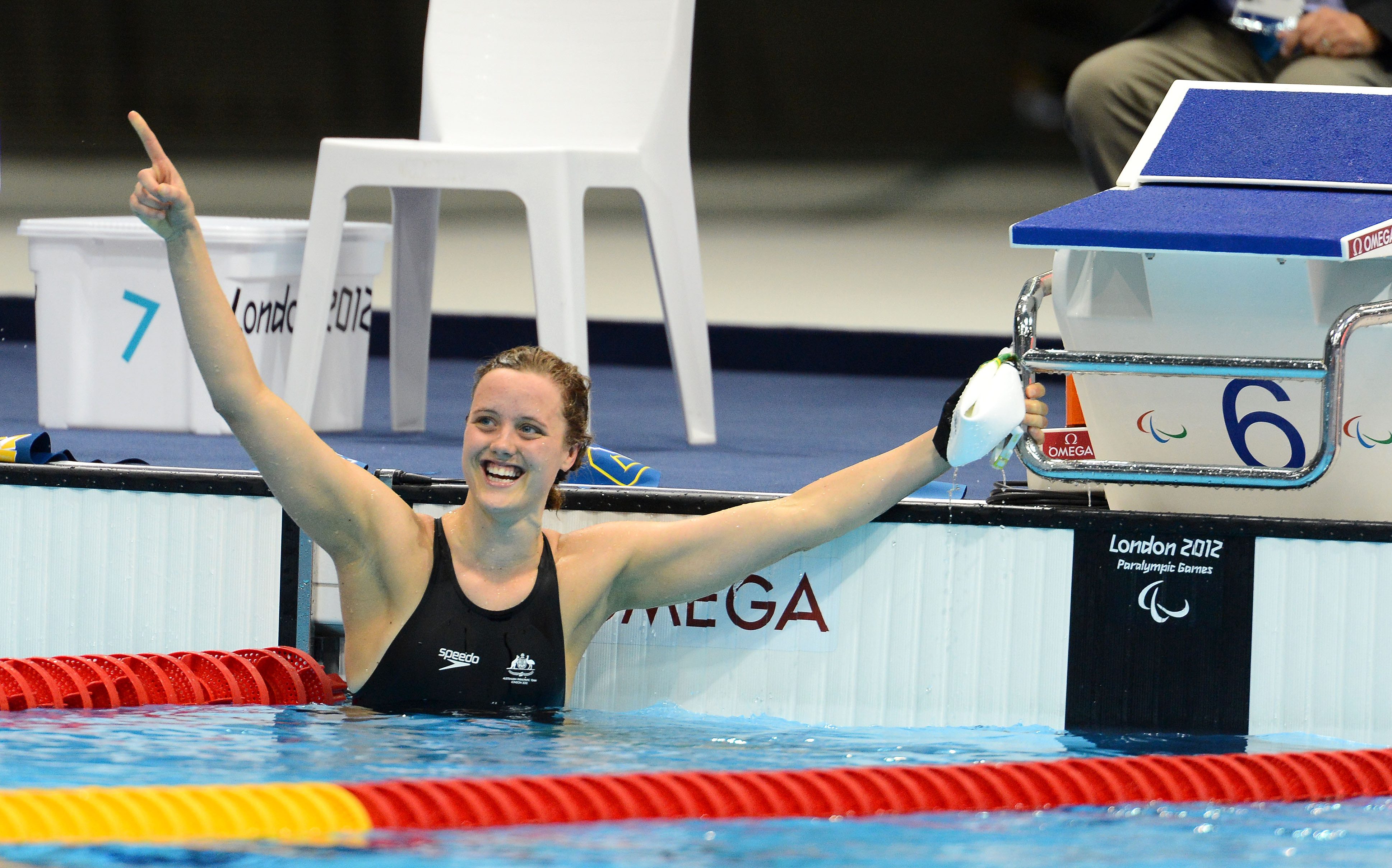 Cole kick-starts Rio campaign with a world record