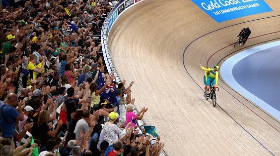 Henderson and Clarke see double bronze