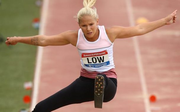 Low returns to Grand Prix in style