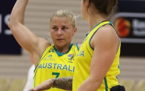 An image of Shelley Cronau with another parathlete in the foreground