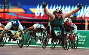 louise sauvage celebrating after a race