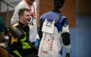 Image of Australian Paralympian Glen McMurtrie with Tokyo Olympian Alex Hoberg