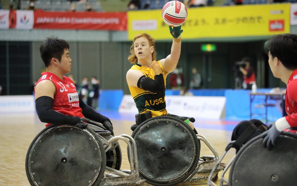 Australian Wheelchair Rugby player Jayden Foxley-Conolly throwing a pass.