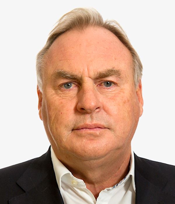Michael Bushell.