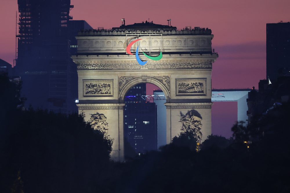 Arc de Triomphe featuring the Paralympic Agitos