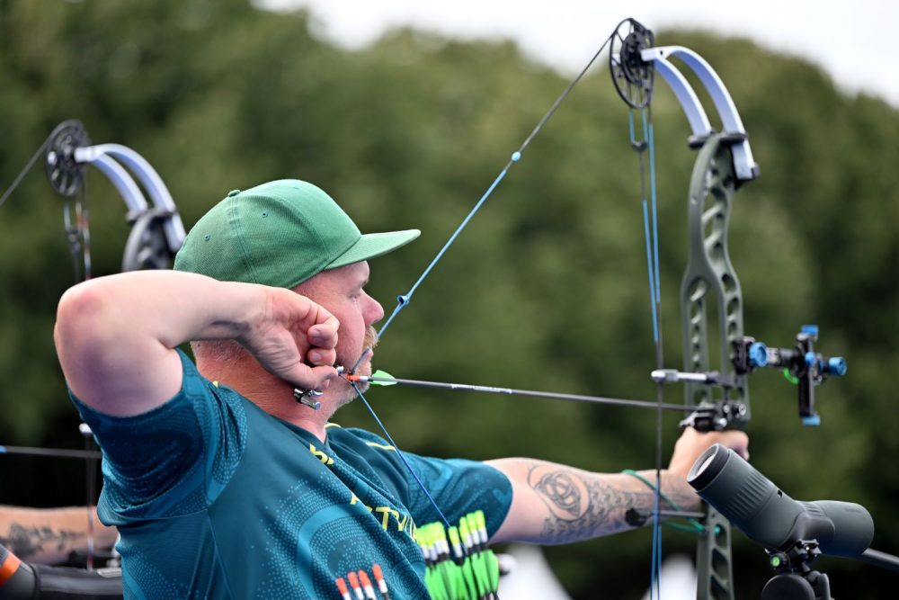 Para-archer Jono Milne in position on Day 1 of Paris 2024