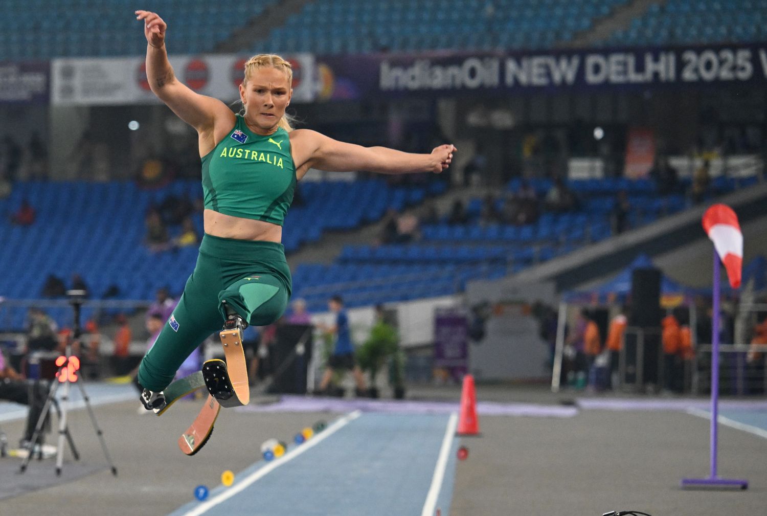 Paralympic Legend Vanessa Low Soars To World Title  