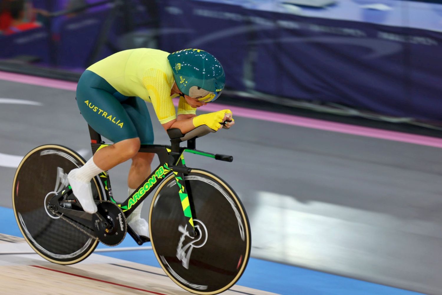Australia Blitzes It At The Para-Cycling Track World Championships